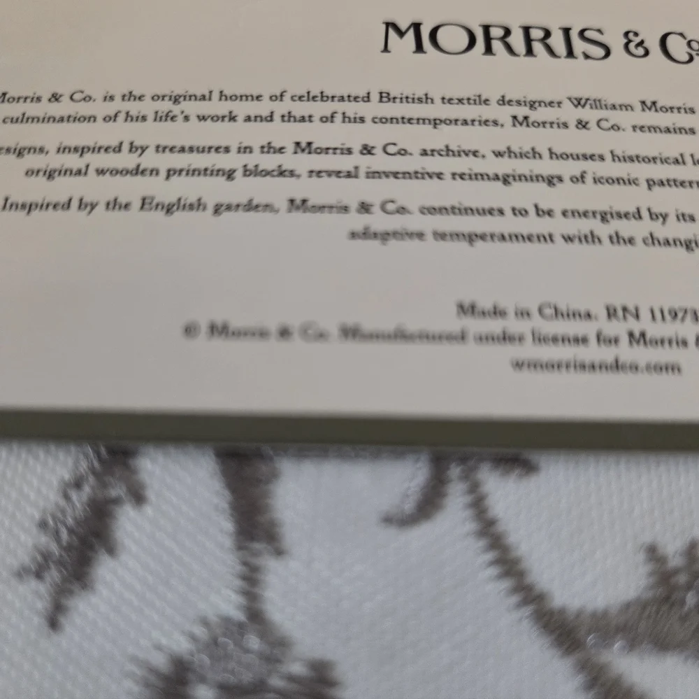 Morris & Co White Floral Notebook with Gray Pattern and Pen